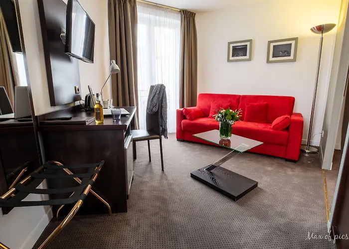 Elysee Hotel